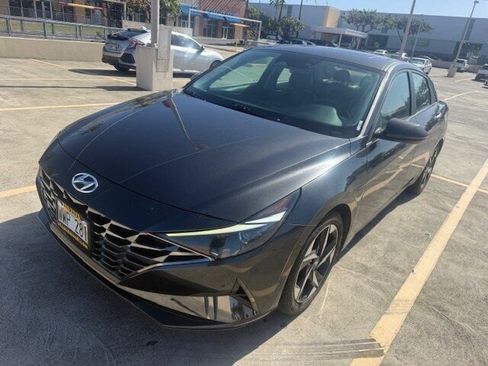 Used 2023 Hyundai Elantra Limited FWD image 1