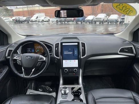 Used 2023 Ford Edge SEL image 20