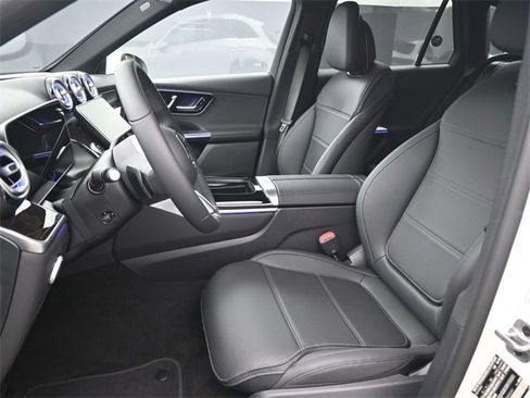 New 2026 Mercedes-Benz GLC 300 image 28