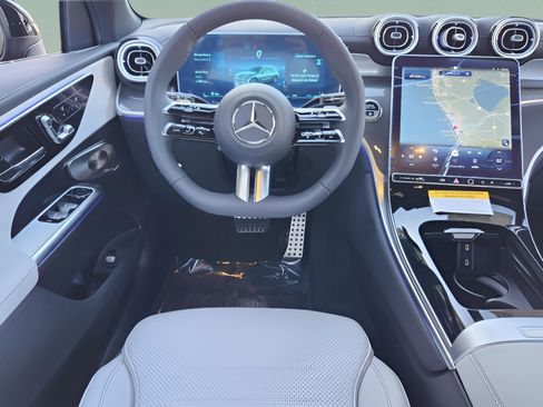New 2026 Mercedes-Benz GLC 300 image 17