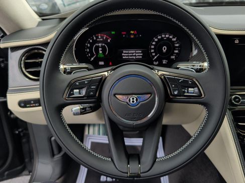 New 2026 Bentley Flying Spur Plug-In Hybrid AWD/4WD image 9