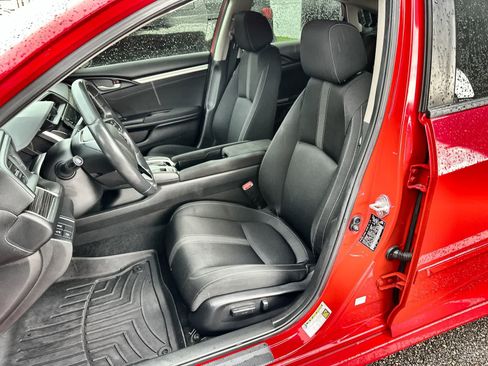Used 2019 Honda Civic EX image 3