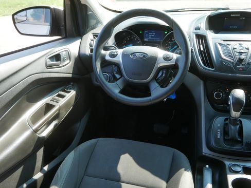 Used 2014 Ford Escape S FWD image 9