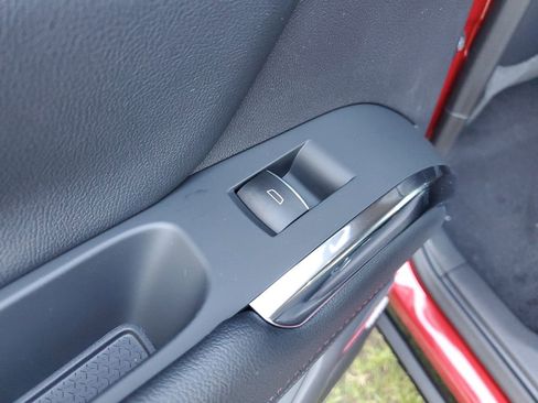 New 2026 Chevrolet Traverse RS image 18