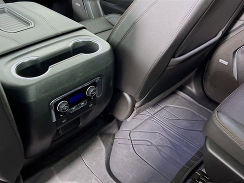 Certified 2024 Chevrolet Tahoe High Country w/ Premium Package image 26