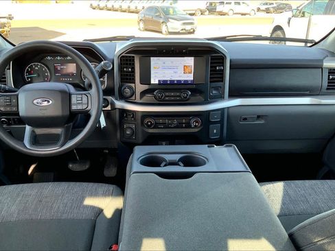 Used 2023 Ford F150 XLT w/ Trailer Tow Package image 15
