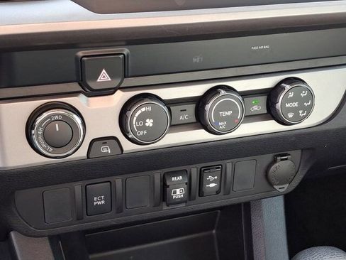 Used 2019 Toyota Tacoma SR5 image 22