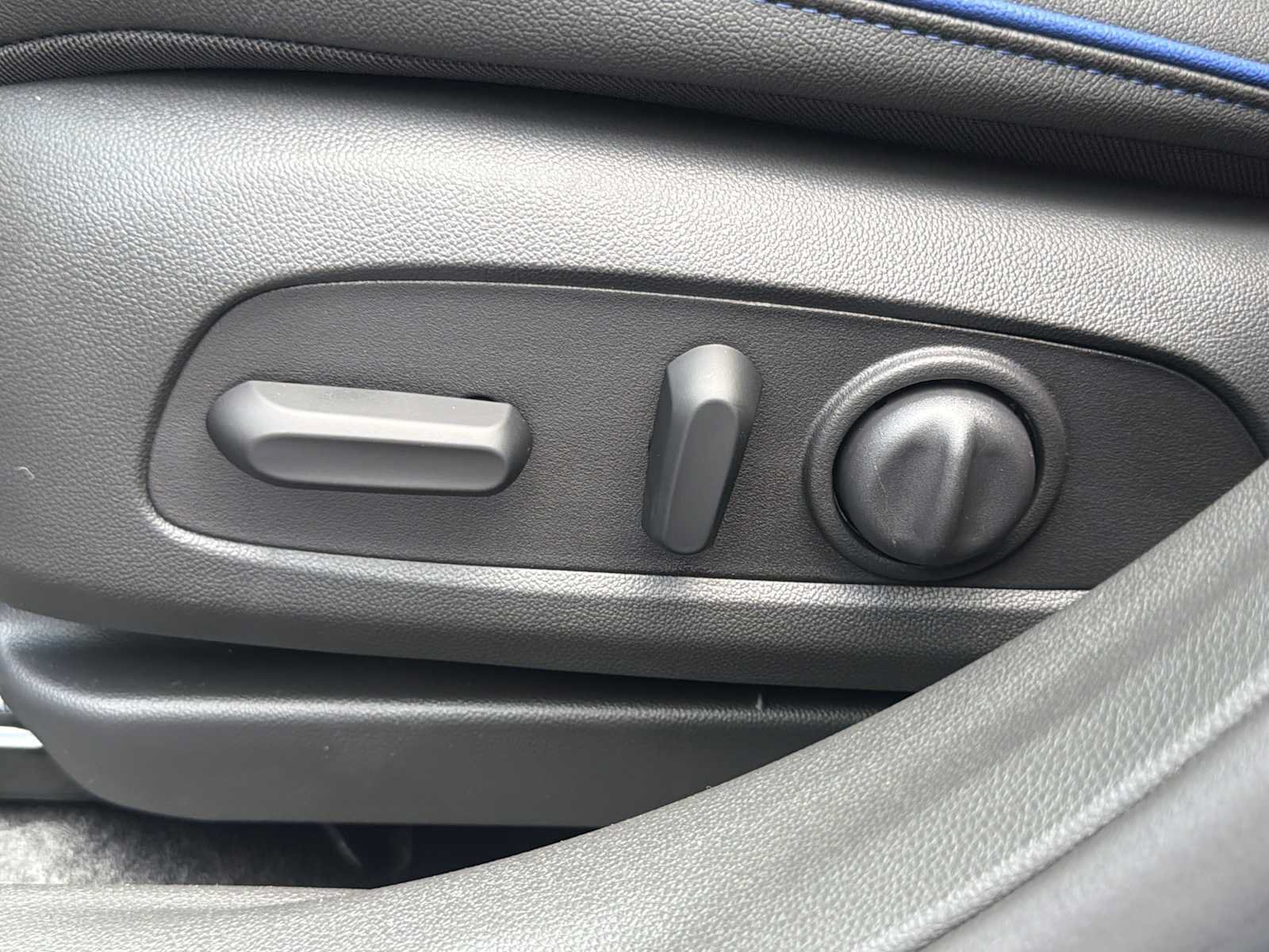 New 2026 Buick Envista Sport Touring w/ Convenience I Package FWD image 20