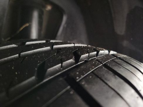 Used 2017 Dodge Charger R/T image 12