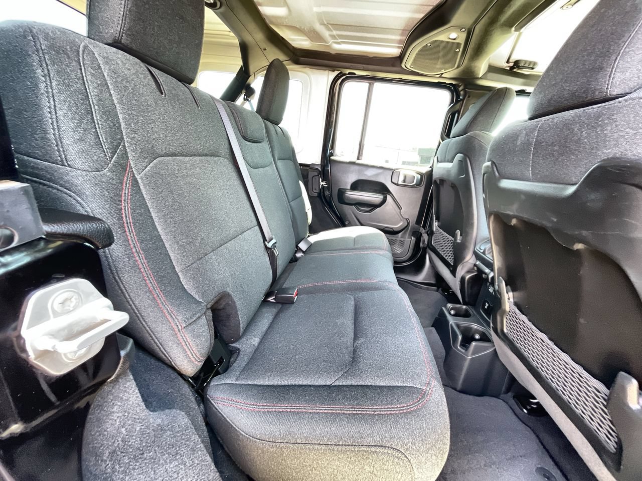 Used 2025 Jeep Wrangler Unlimited Rubicon AWD/4WD image 25