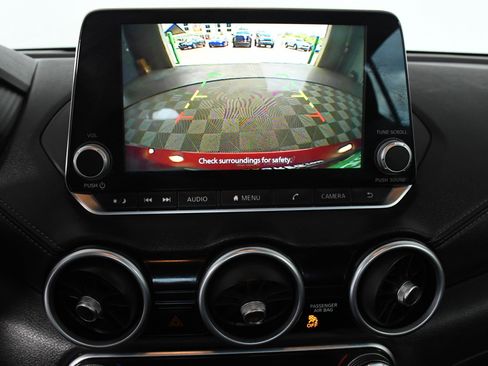 Used 2021 Nissan Sentra SV image 16