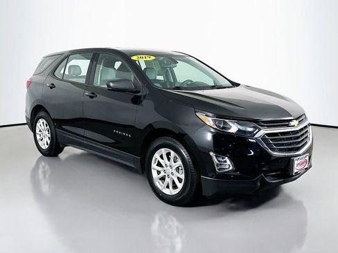 Used 2019 Chevrolet Equinox LS image 13