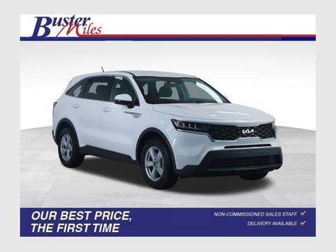 Used 2023 Kia Sorento LX FWD image 1