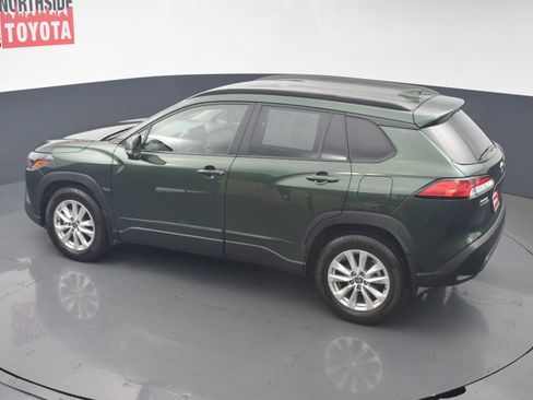 Used 2023 Toyota Corolla Cross LE FWD image 18