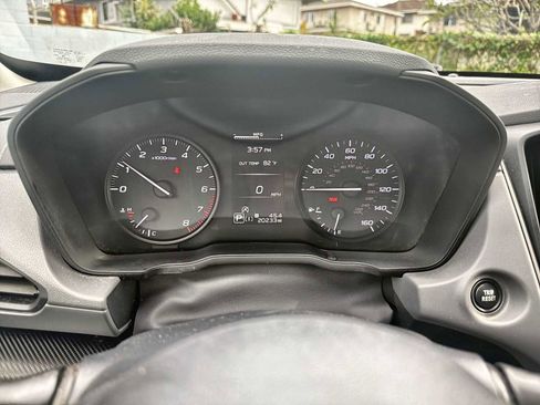 Used 2024 Subaru Crosstrek 2.0i image 15