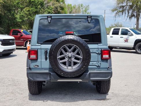 Certified 2026 Jeep Wrangler Unlimited Sport AWD/4WD image 5