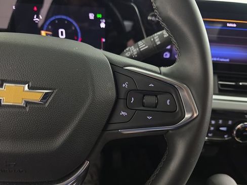 Certified 2024 Chevrolet Trax LT w/ Driver Confidence Package FWD image 13