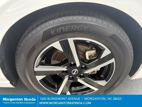 Used 2024 Nissan Sentra SV FWD image 12