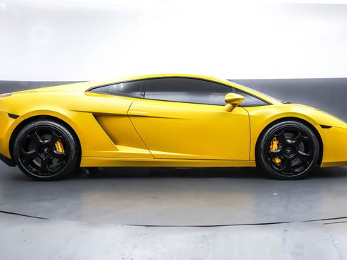 Used 2004 Lamborghini Gallardo AWD/4WD image 3