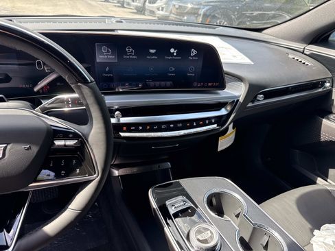 New 2026 Cadillac Lyriq Luxury w/ LPO, Floor Liner Package RWD image 26