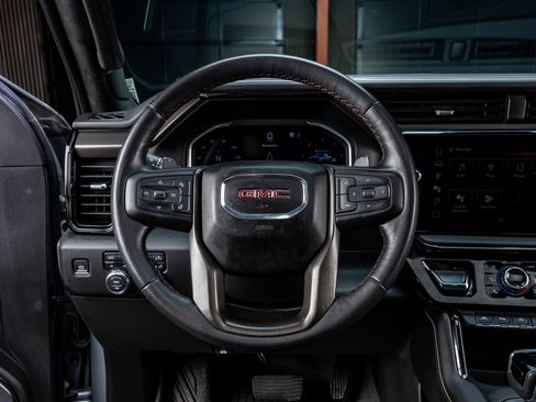 Used 2023 GMC Sierra 1500 AT4X AWD/4WD image 18