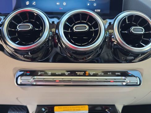 Used 2026 Mercedes-Benz GLA 250 GLA 250 image 23