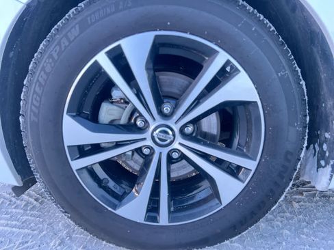 Used 2022 Nissan Sentra SV w/ All-Weather Package image 10