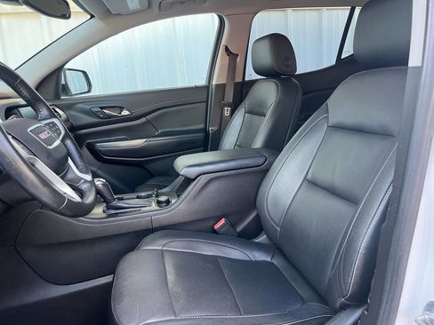 Used 2019 GMC Acadia SLT image 13