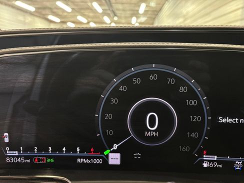 Used 2023 Cadillac Escalade Sport w/ LPO, ONYX Package AWD/4WD image 17