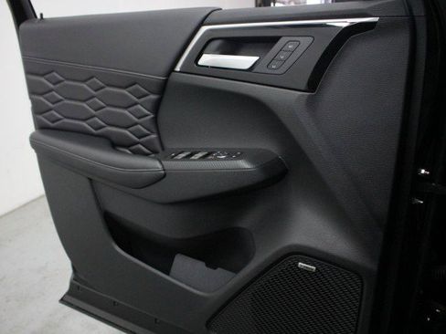 New 2026 Mitsubishi Outlander SEL image 15