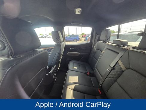 Used 2023 GMC Canyon Denali AWD/4WD image 11