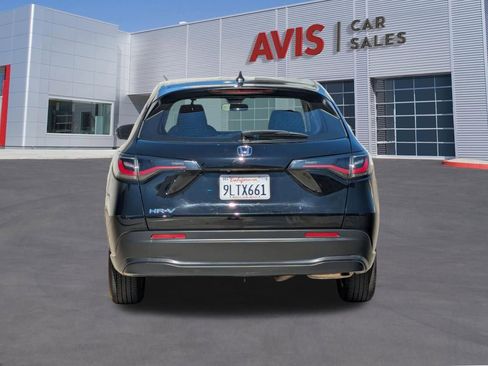 Used 2025 Honda HR-V LX image 7