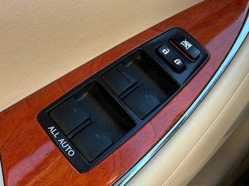 Used 2010 Lexus ES 350 FWD image 24