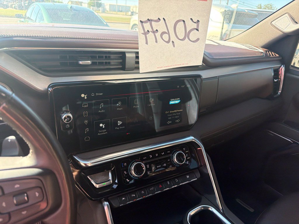 Used 2024 GMC Sierra 1500 Denali w/ Technology Package AWD/4WD image 18