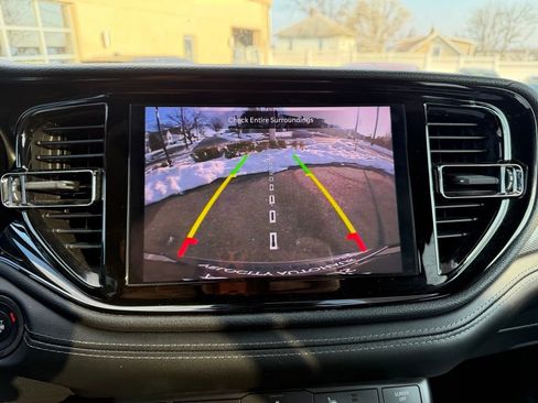 Used 2022 Dodge Durango GT image 14