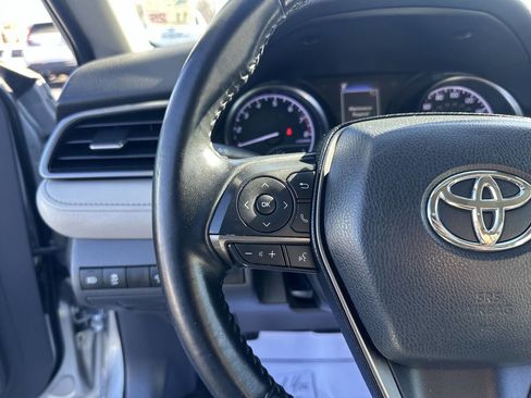 Used 2021 Toyota Camry SE image 21
