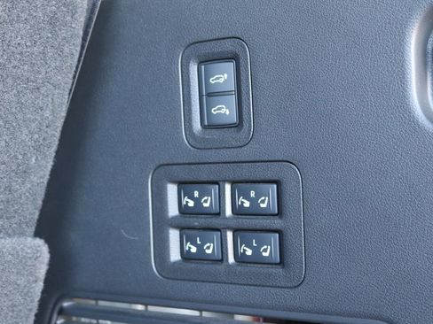 Certified 2025 INFINITI QX80 Sensory image 28