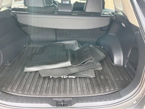 Used 2020 Toyota RAV4 Limited image 24