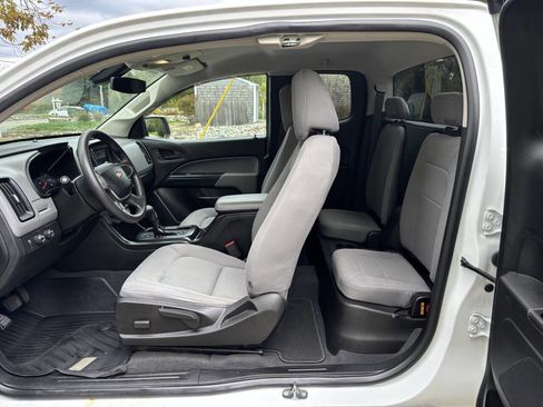 Used 2019 Chevrolet Colorado W/T w/ WT Convenience Package image 24