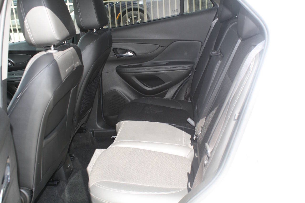 Used 2017 Buick Encore Preferred w/ Experience Buick Package FWD image 7