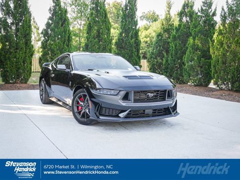 Used 2026 Ford Mustang Dark Horse RWD image 1