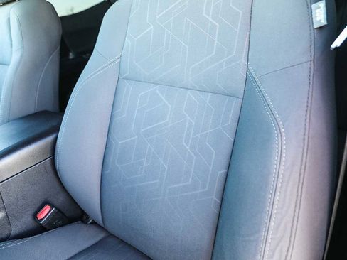 Used 2019 Toyota Tacoma TRD Sport image 24