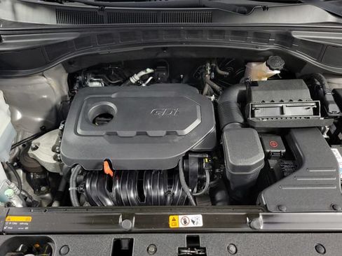 Used 2017 Hyundai Santa Fe Sport FWD image 14