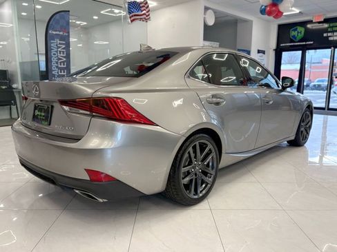 Used 2018 Lexus IS 300 F Sport image 12