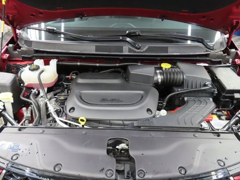 Used 2025 Chrysler Pacifica Select FWD image 27