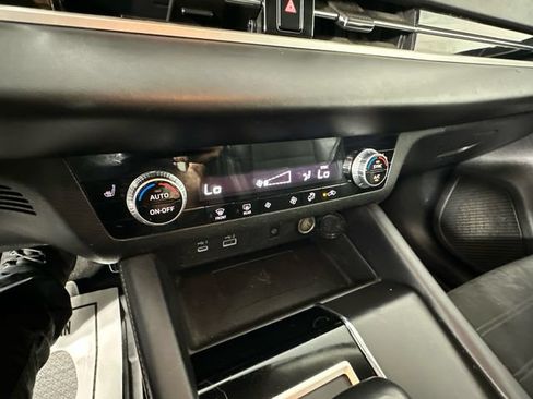 Used 2022 Mitsubishi Outlander SE FWD image 19