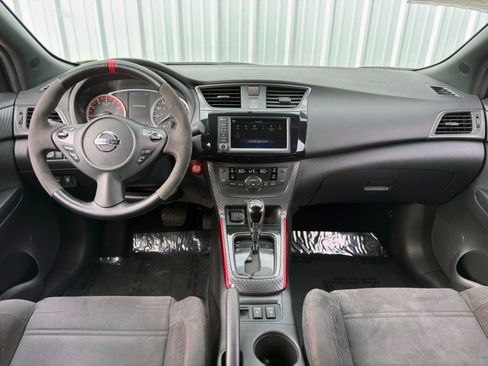 Used 2019 Nissan Sentra NISMO image 11