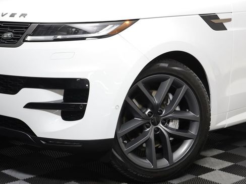 Certified 2026 Land Rover Range Rover Sport SE AWD/4WD image 3