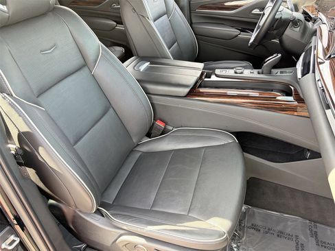 Used 2021 Cadillac Escalade Premium Luxury w/ Driver Assist Tech Package image 10