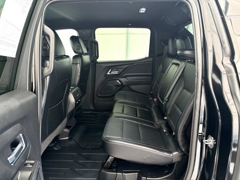 Used 2026 Chevrolet Silverado EV LT AWD/4WD image 19